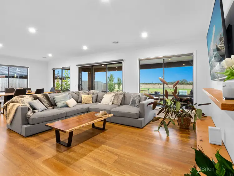 Fifth view of Homely house listing, 39 Alexandra Avenue, Koo Wee Rup VIC 3981