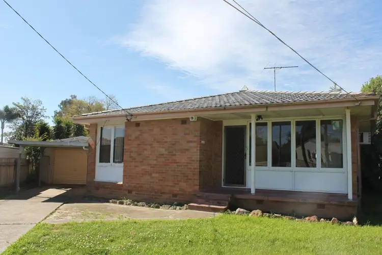 22 Lang Crescent, Blackett NSW 2770
