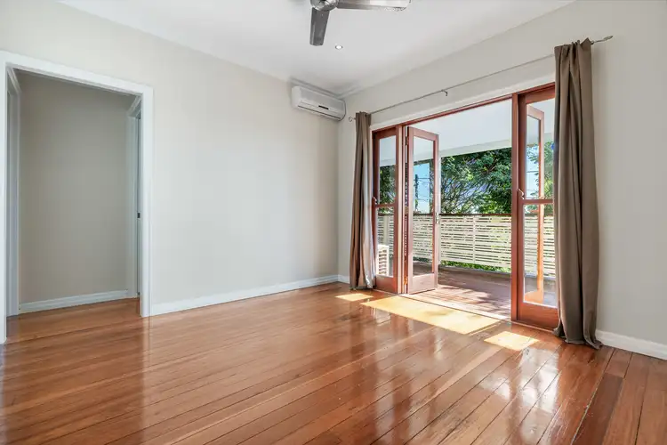 Fifth view of Homely house listing, 104 Drayton Terrace, Wynnum QLD 4178