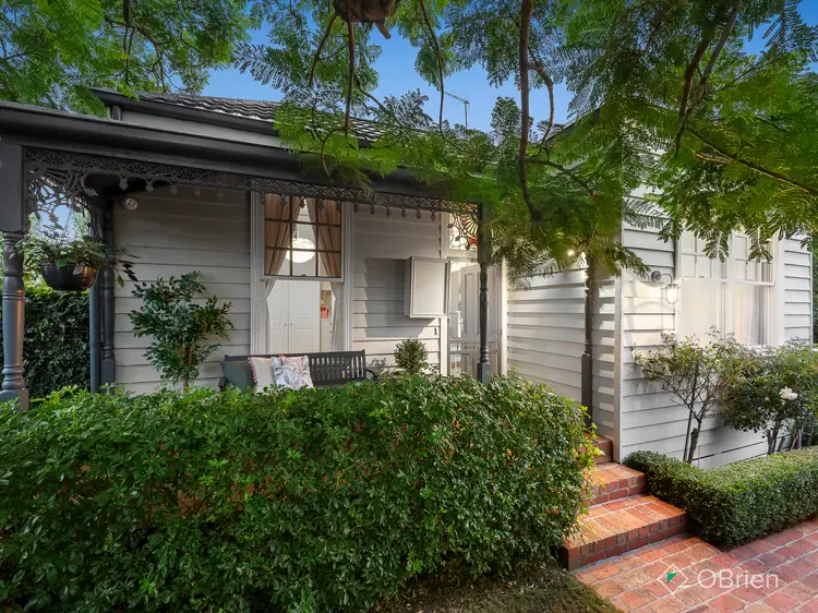 8 Goulburn Street, Cheltenham VIC 3192