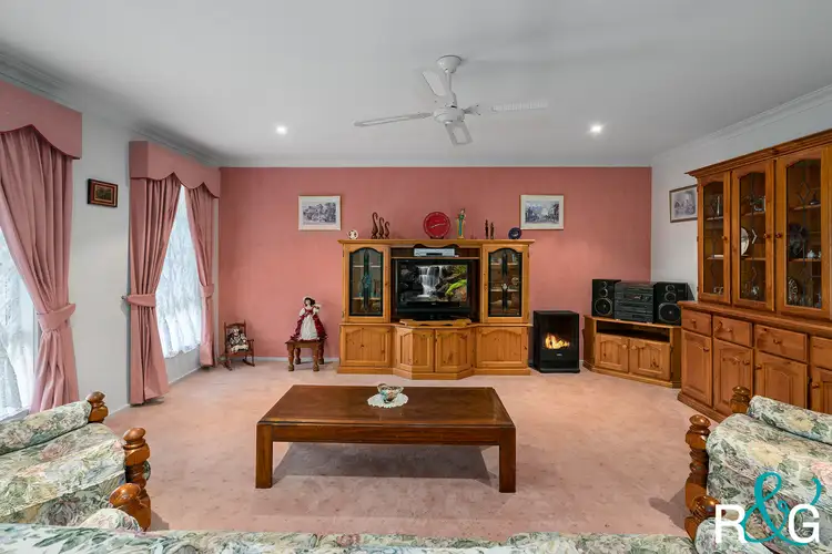 Second view of Homely house listing, 4 Windrest Place, Hastings VIC 3915