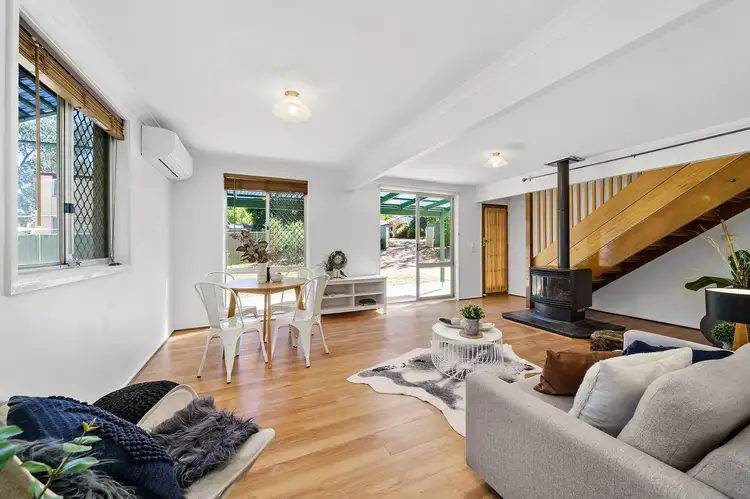 19 Bailes Court, Wanniassa ACT 2903