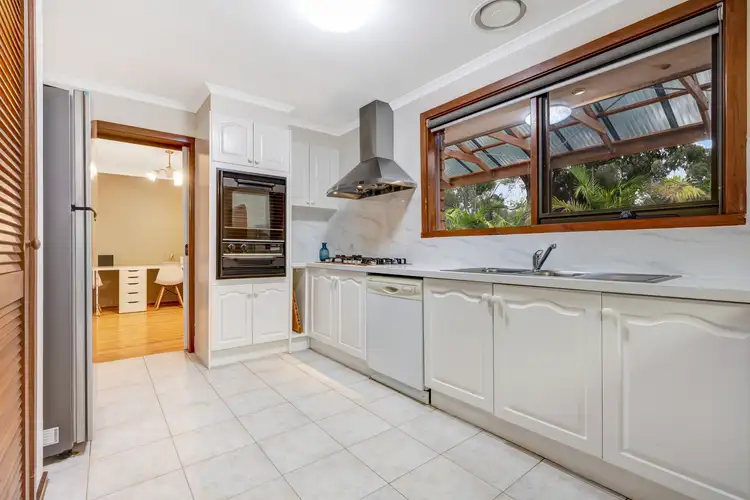 Fourth view of Homely house listing, 5 De Felice Place, Wantirna VIC 3152
