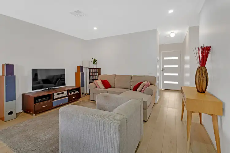 Fifth view of Homely house listing, 8 Ainsley Road, Thornhill Park VIC 3335