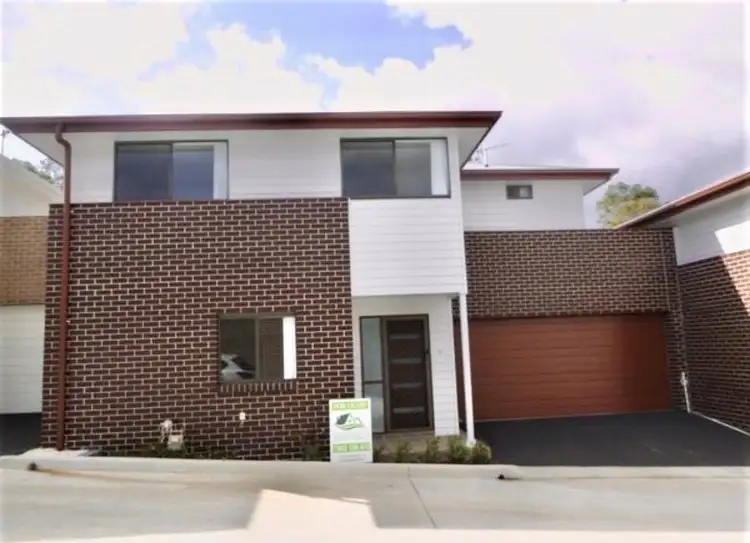 20 Skylark Avenue