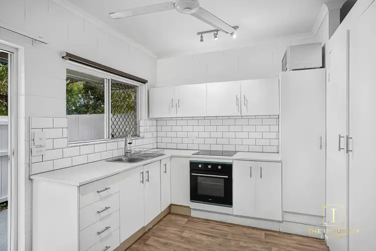 5/16 Robert Road, Bentley Park QLD 4869