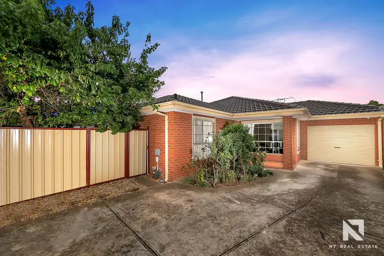 2/37 James Street, St Albans VIC 3021