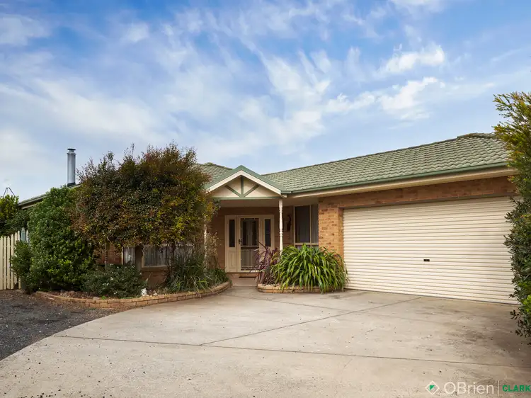 20 Outlook Drive, Drouin VIC 3818