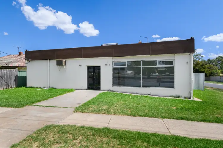 262 High Street, Kangaroo Flat VIC 3555