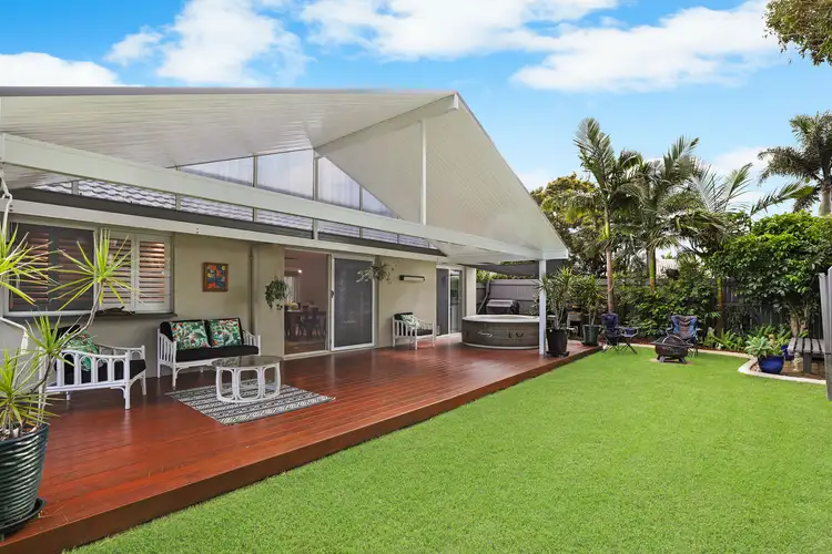 20 Spinnaker Boulevard, Wurtulla QLD 4575