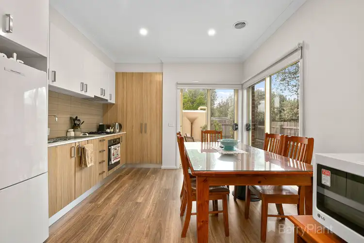 Third view of Homely house listing, 2/5 Nandina Road, Narre Warren VIC 3805