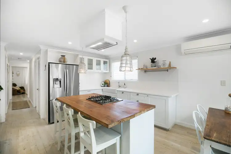 Fourth view of Homely house listing, 8 Colleen Street, Berkeley Vale NSW 2261