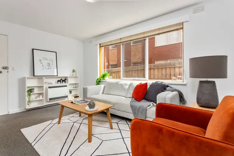 Main view of Homely apartment listing, 3/90 Dover Street, Flemington VIC 3031
