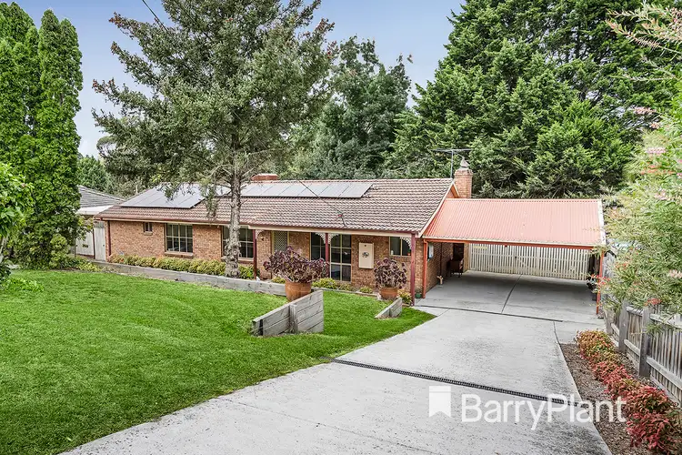 12 Penola Drive, Seville VIC 3139