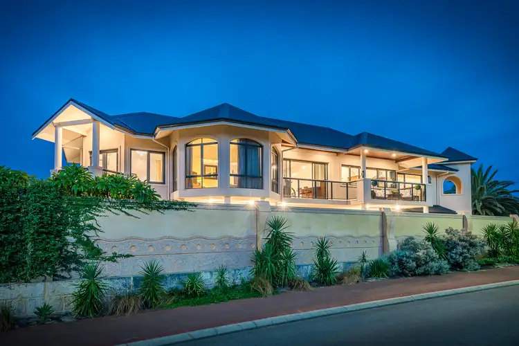 Fifth view of Homely house listing, 1 Discovery Circuit, Iluka WA 6028