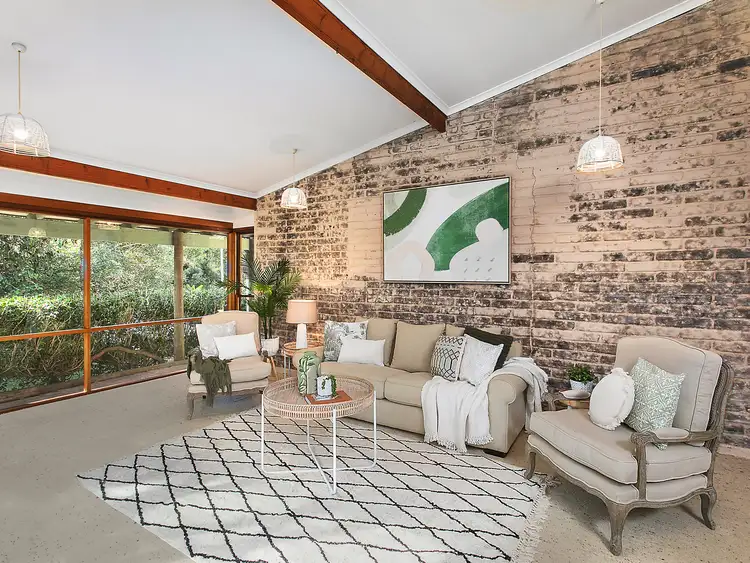 9 Parkers Road, Kincumber NSW 2251
