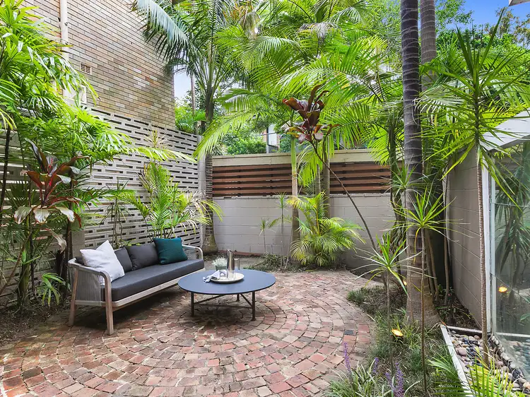 2/12 Boronia Street, Wollstonecraft NSW 2065