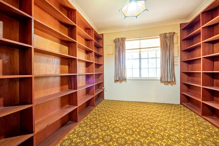 Fifth view of Homely house listing, 18 Sturt Circle, Dubbo NSW 2830