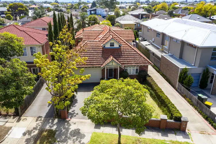 Third view of Homely townhouse listing, 1/9 Hemingford Road, Bentleigh East VIC 3165