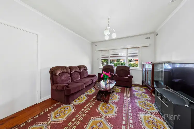 Fifth view of Homely house listing, 25 Oberon Avenue, St Albans VIC 3021