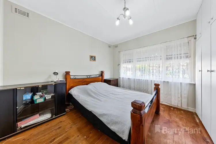 Sixth view of Homely house listing, 25 Oberon Avenue, St Albans VIC 3021
