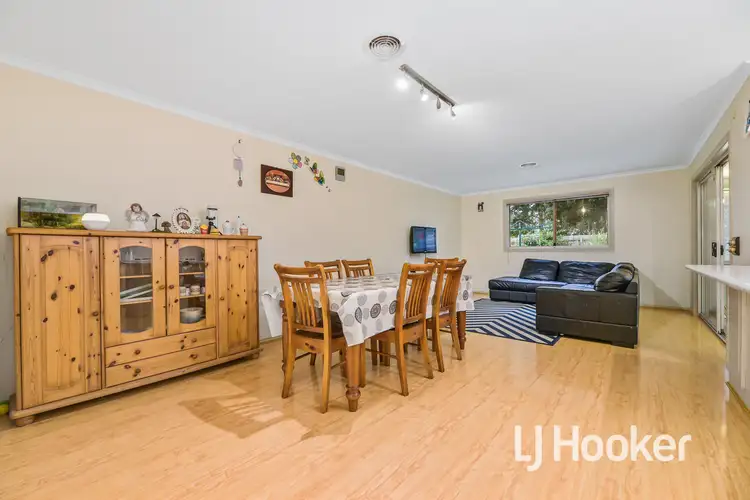 Fourth view of Homely house listing, 10 Jasper Court, Hampton Park VIC 3976