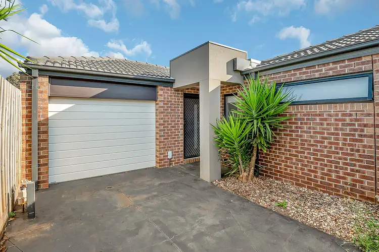 Main view of Homely unit listing, 3/5 Latrobe Court, Craigieburn VIC 3064