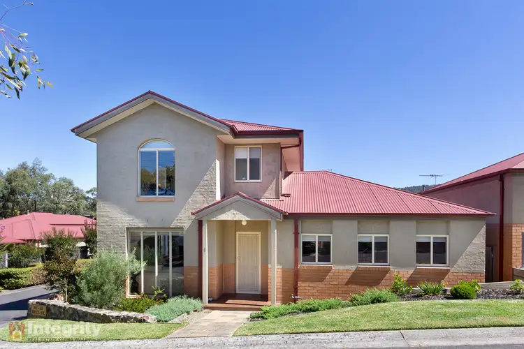 1/51-55 Bell Street, Yarra Glen VIC 3775