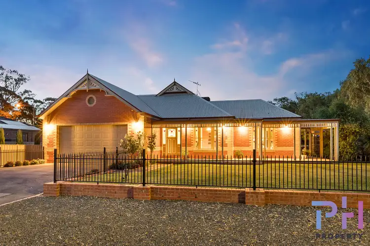 3 Braedene Drive, Maiden Gully VIC 3551