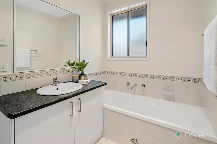 Sixth view of Homely house listing, 6 Tally Court, Berwick VIC 3806