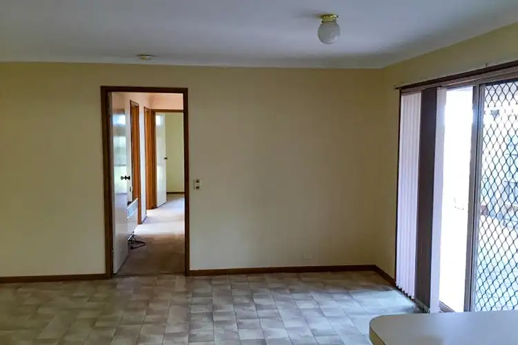Fifth view of Homely house listing, 5 Greenfield Drive, Traralgon VIC 3844