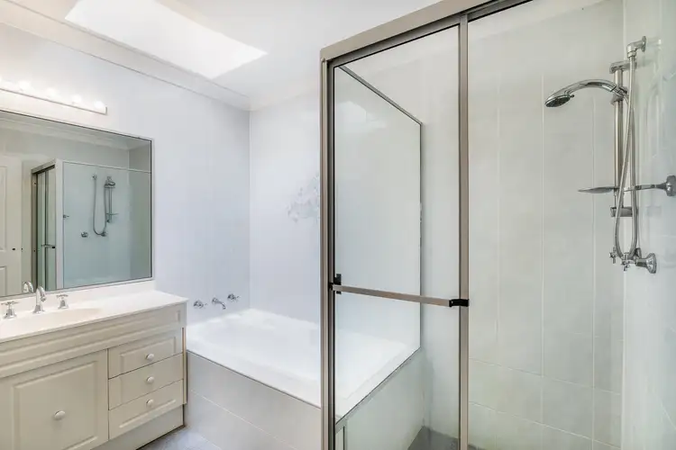 Fifth view of Homely villa listing, 2/7 Whitewood Place, Caringbah South NSW 2229