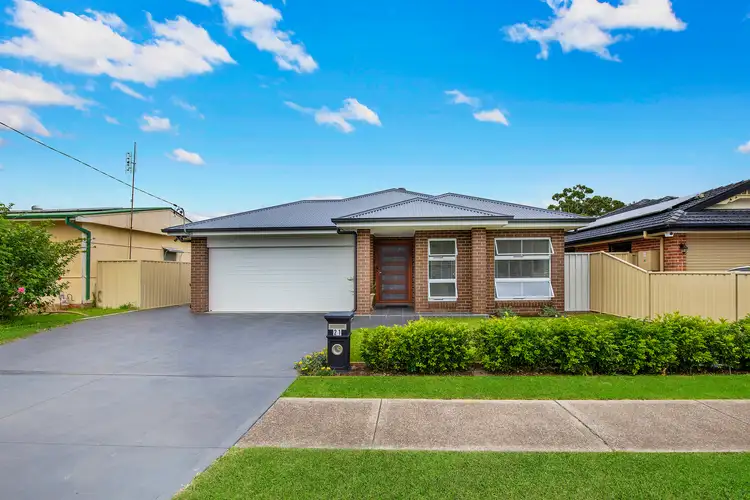 21 Dunban Road, Woy Woy NSW 2256