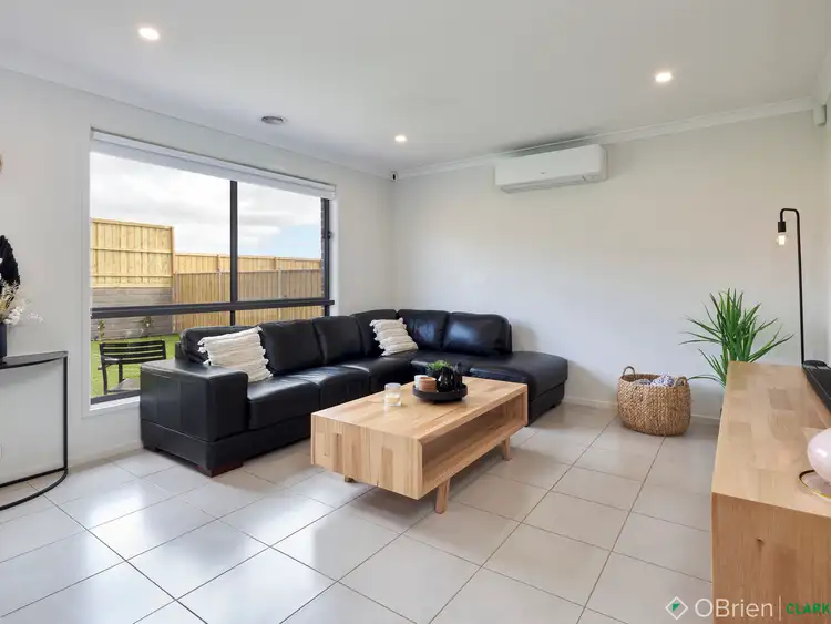 Fourth view of Homely house listing, 28 King Parrot Boulevard, Drouin VIC 3818