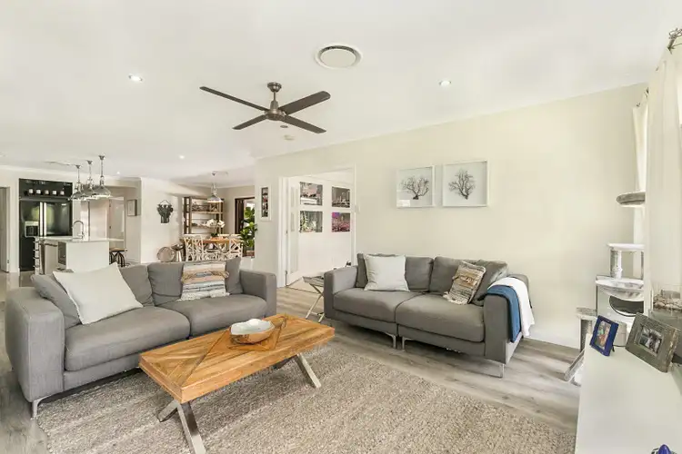 Sixth view of Homely house listing, 3 Meadowview Place, Moggill QLD 4070