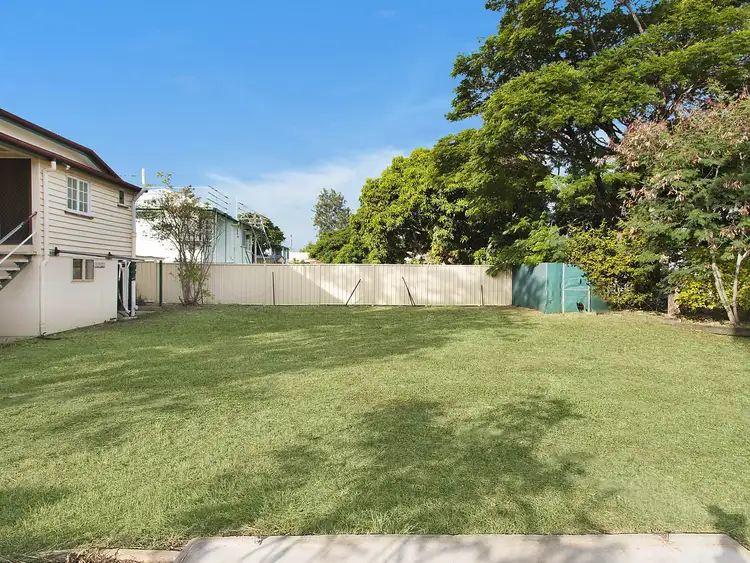 Sixth view of Homely house listing, 42 Tung Yeen Street, Park Avenue QLD 4701