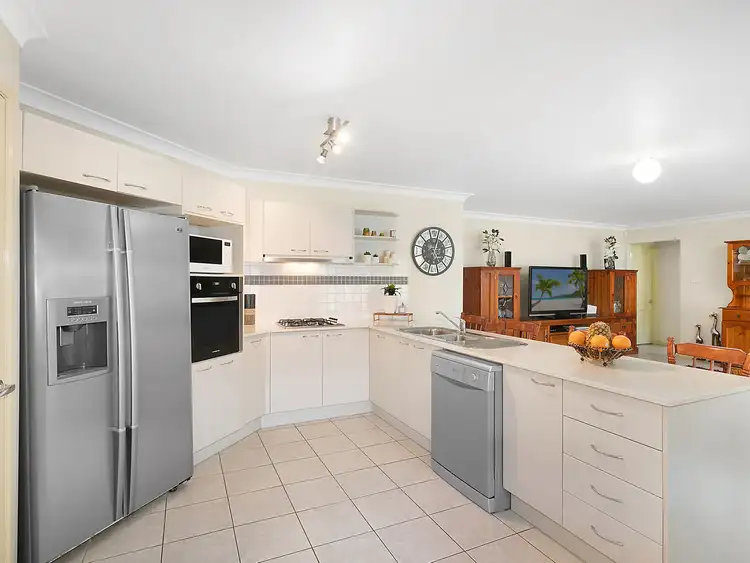 Third view of Homely house listing, 32 Irving Court, Hamlyn Terrace NSW 2259