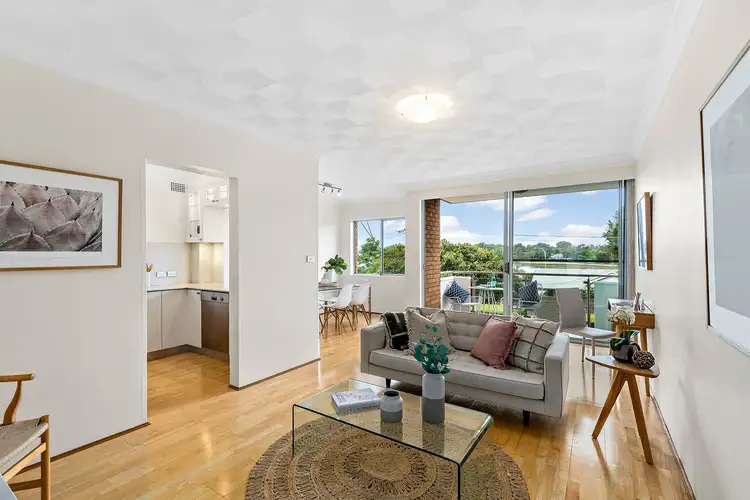 2/133 Regatta Road, Canada Bay NSW 2046