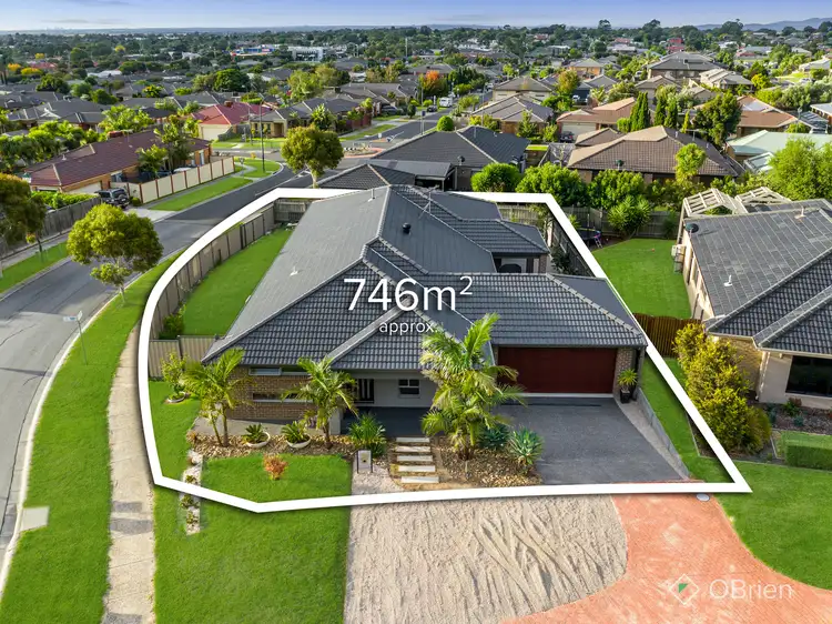 1 Garden Grove, Skye VIC 3977