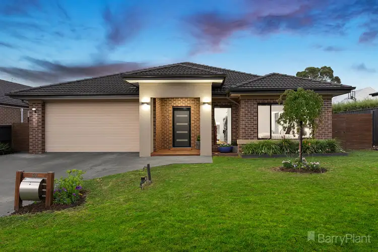 40 Arthur Phillip Drive, Pakenham VIC 3810