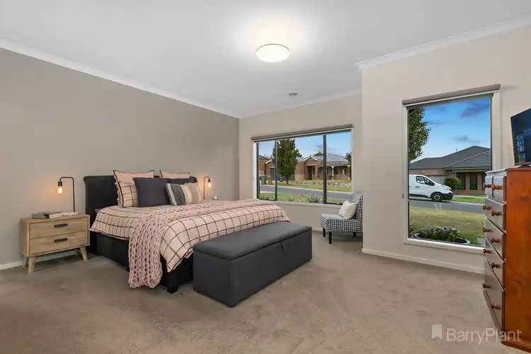 Second view of Homely house listing, 40 Arthur Phillip Drive, Pakenham VIC 3810