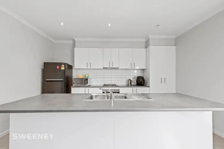 Third view of Homely unit listing, 5A Damte Place, St Albans VIC 3021