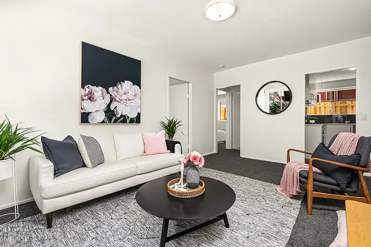 Sixth view of Homely apartment listing, 2/16 Robe Street, St Kilda VIC 3182