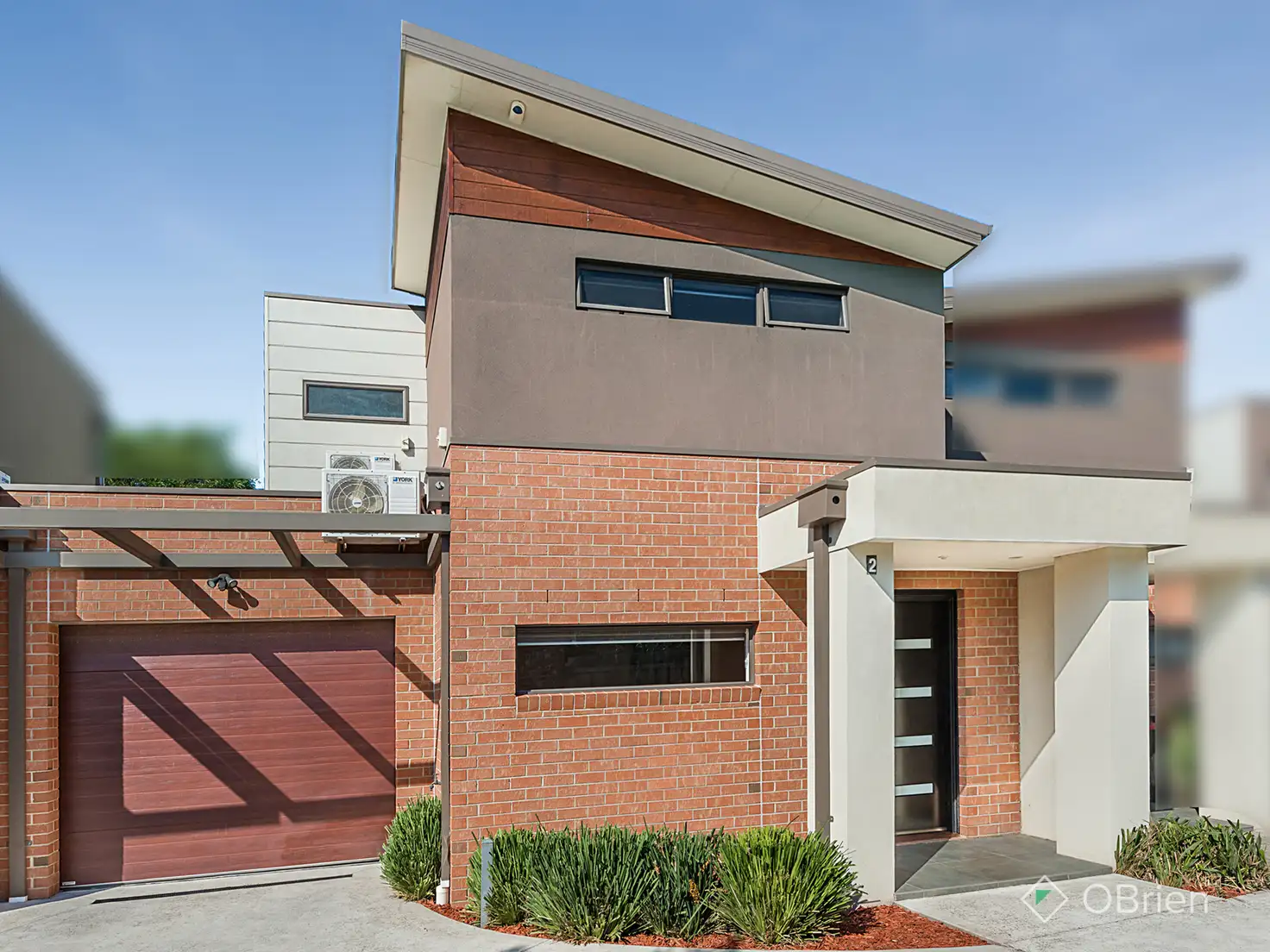 Main view of Homely townhouse listing, 2/10 Argyle Avenue, Chelsea VIC 3196