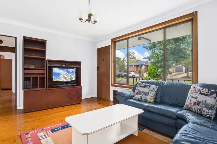 Second view of Homely house listing, 3 Kiandra Place, Heckenberg NSW 2168