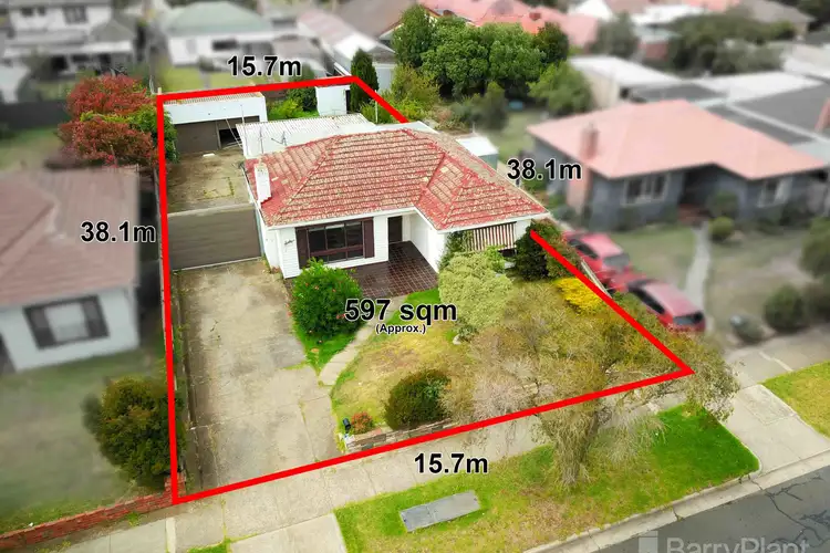 64 West Street, Hadfield VIC 3046