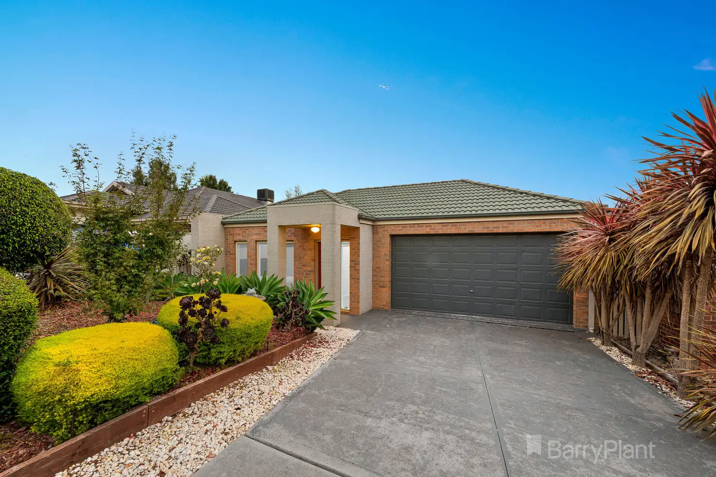 Main view of Homely house listing, 27 Murchison Link, Pakenham VIC 3810