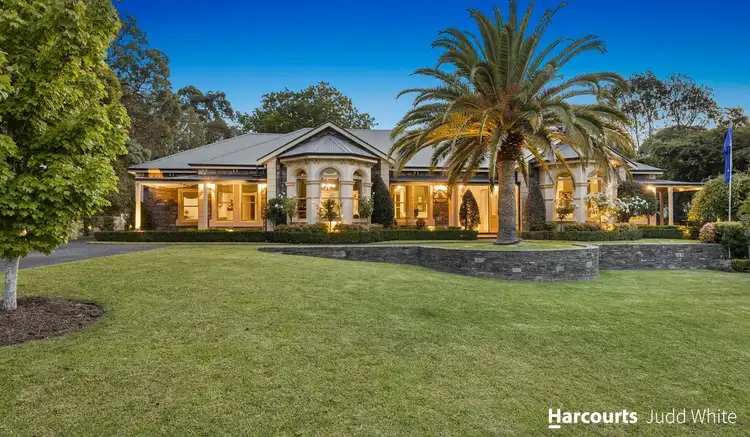 11 Fairview Avenue, Wheelers Hill VIC 3150