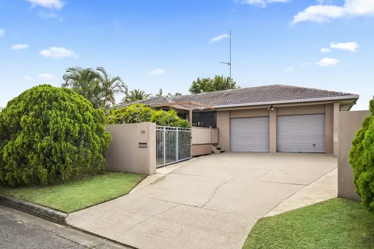 29 Collins Crescent, Benowa QLD 4217