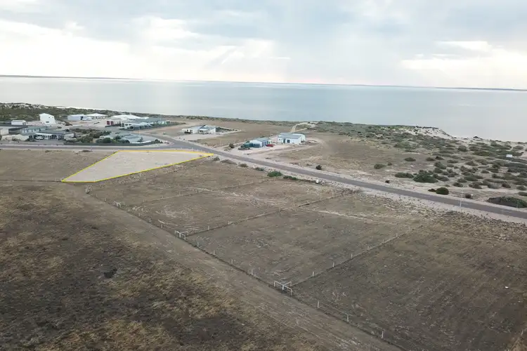LOT 106, 111 Bosanquet Boulevard, Ceduna SA 5690